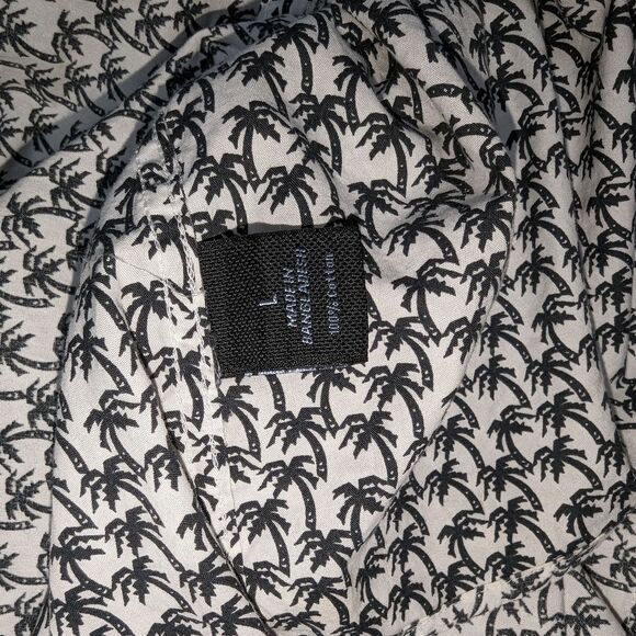 Marc Anthony Men's Size Large White & Black Palm Trim Quirky Button Front Shirt - Picture 4 of 7